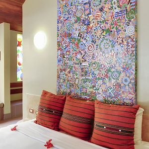 Garden Bungalow 1 King Bed